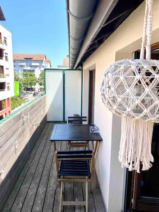 La Perle Du Thiou - Charmant T3 Au Centre D'Annecy Avec Parking Prive Kültér fotó